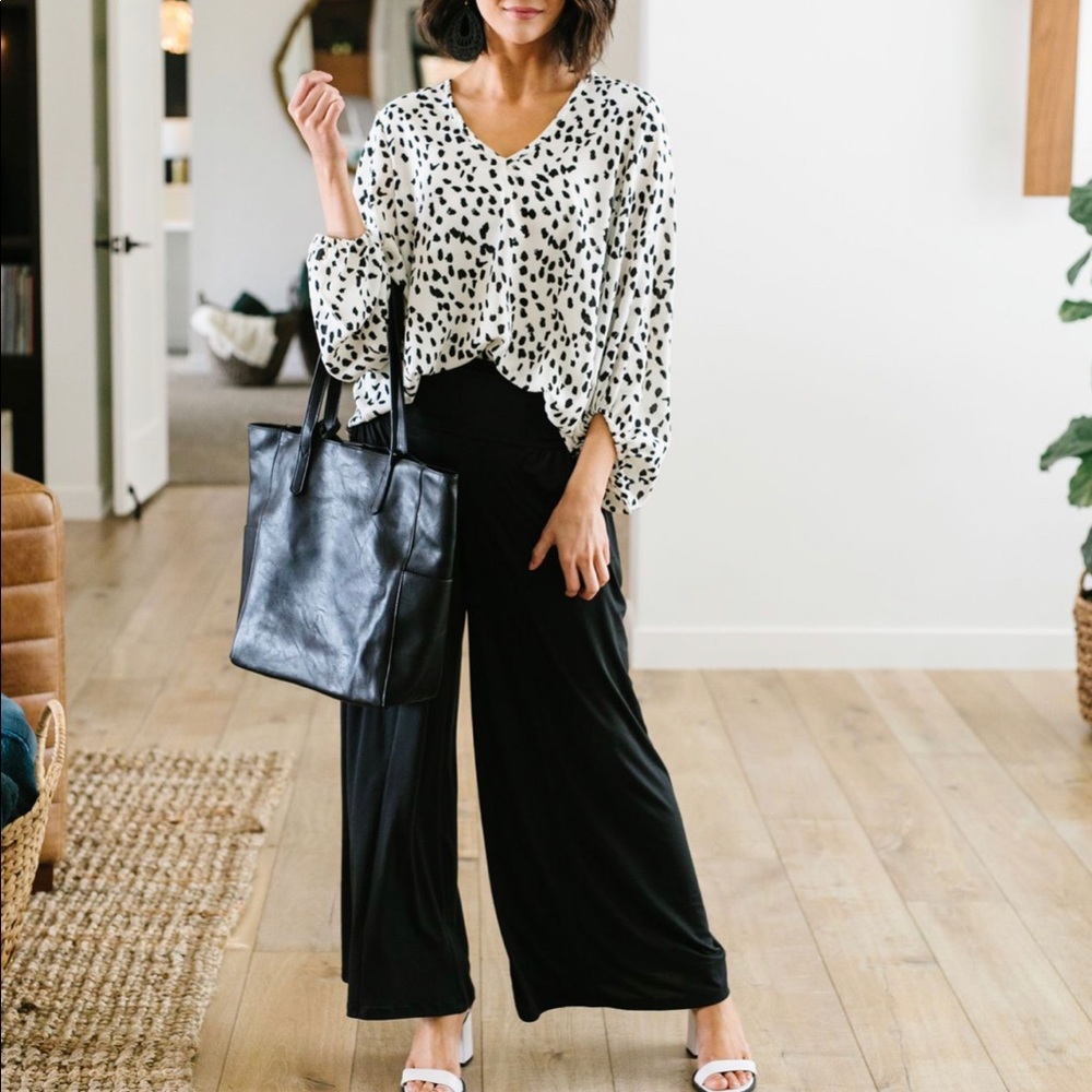 FINAL SALE❗️ Water Spots Polka Dot Blouse White - Picture 2 of 8